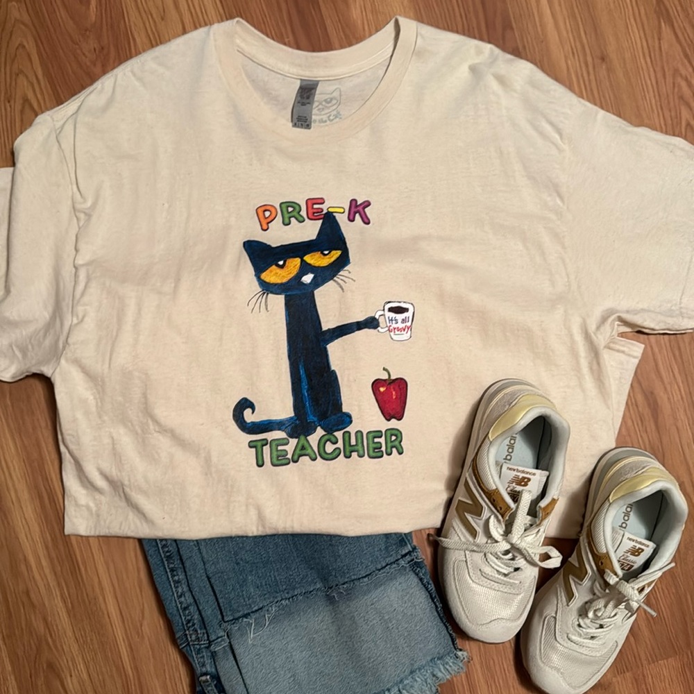 Pete the Cat tee